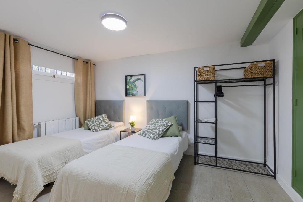 Room 1